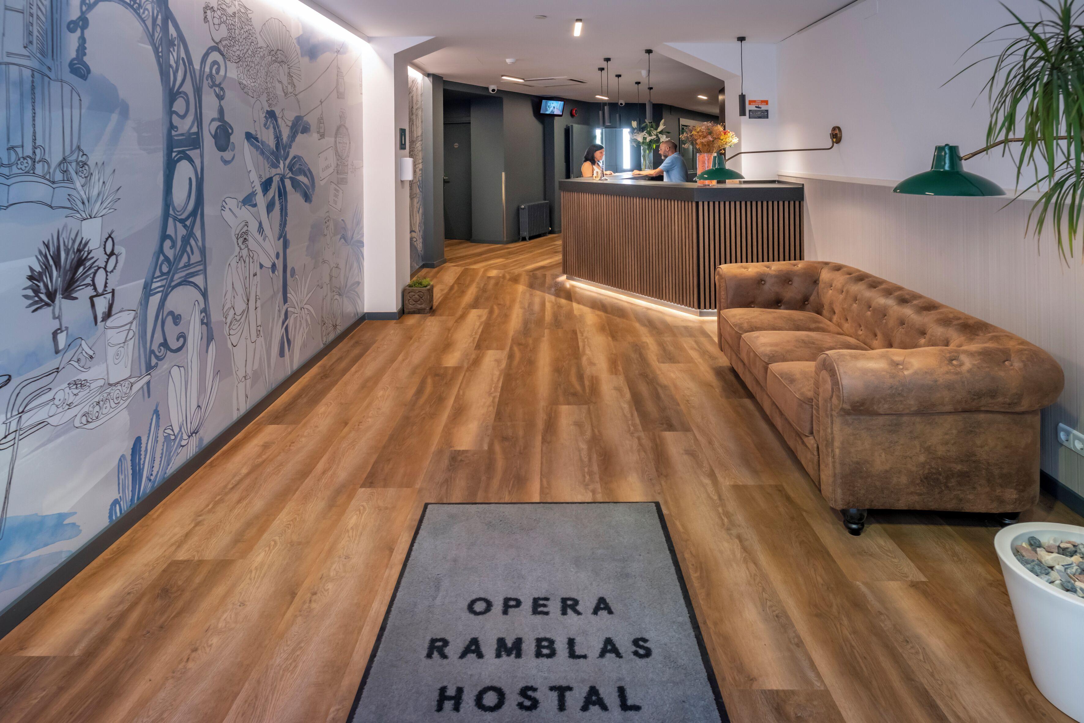 Hostal Operaramblas — Photos 1